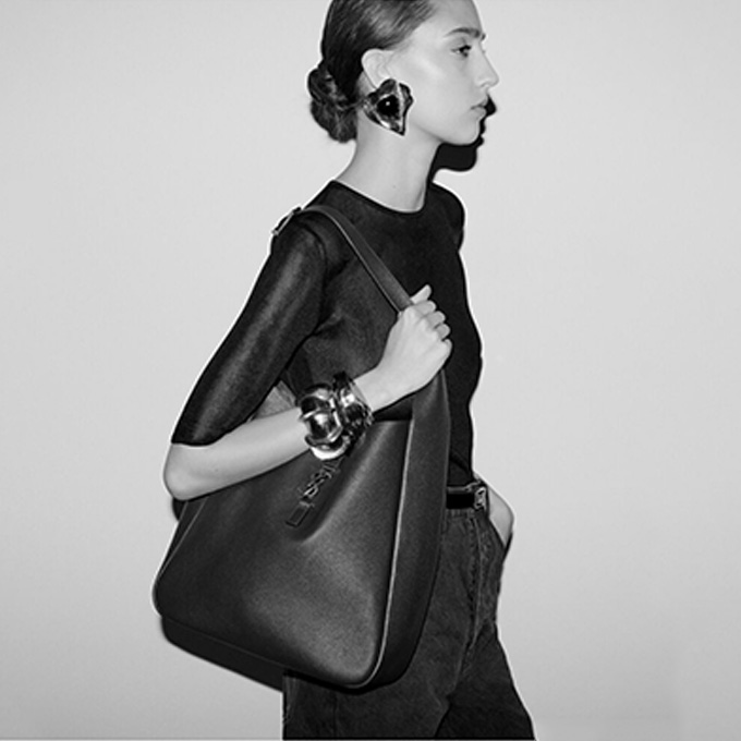 9a+quality saint laurent le 5 a 7 large soft grained leather hobo shoulder bag